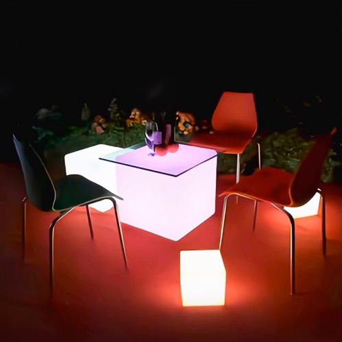Светильник Куб 40 с питанием от АКБ, RGB