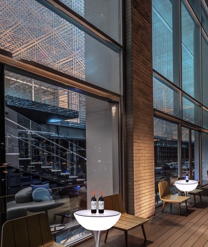 Стол светящийся круглый на металическом основании 80х80х110