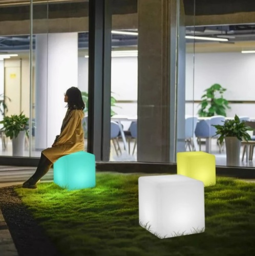 Светильник Куб 25 с питанием от АКБ, RGB